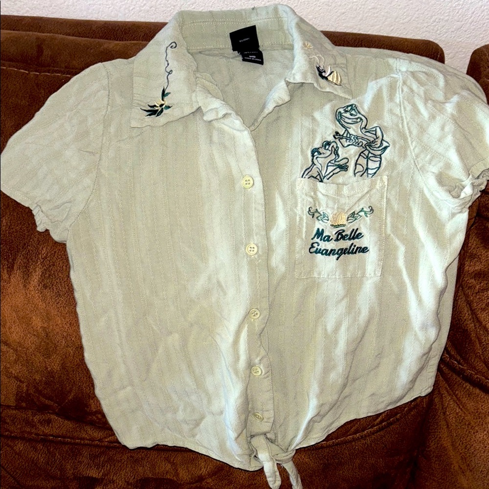 Our Universe Disney The Princess And the Frog Evangeline Woven TieFront ButtonUp